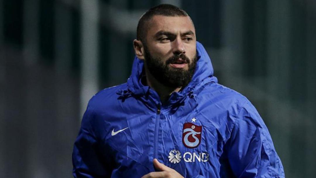 Beşiktaş Burak Yılmaz'ı beklemeye aldı