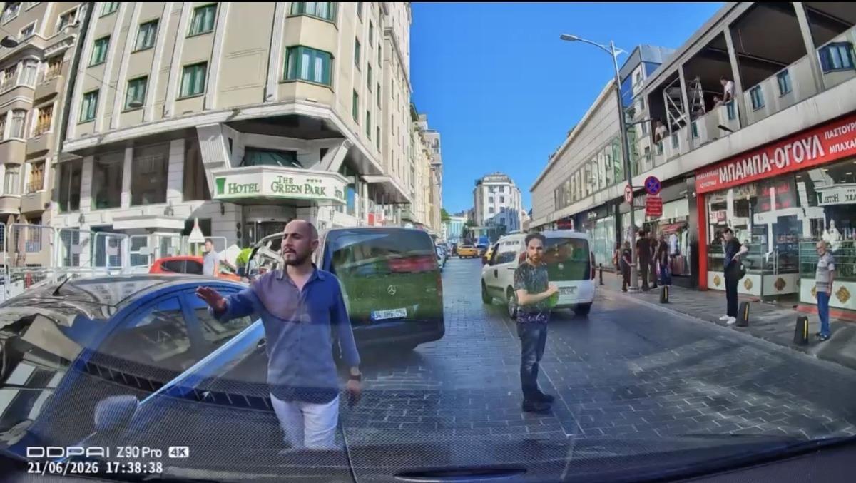 Yol verme kavgasında tehditler peş peşe geldi: "Boksörüm çeneni kırarım" 2