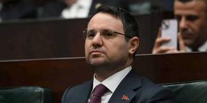 Sahte fatura ve hayali ihracat operasyonu! Bakan G&uuml;rlek duyurdu: 6 şirkete el kondu, 10 şirkete kayyum atandı