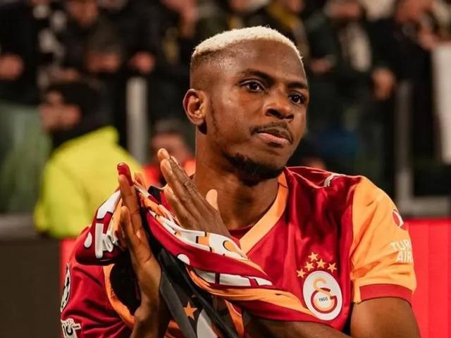 Victor Osimhen'den rakipleri kızdıracak a&ccedil;ıklama! "Biz en iyisiyiz"