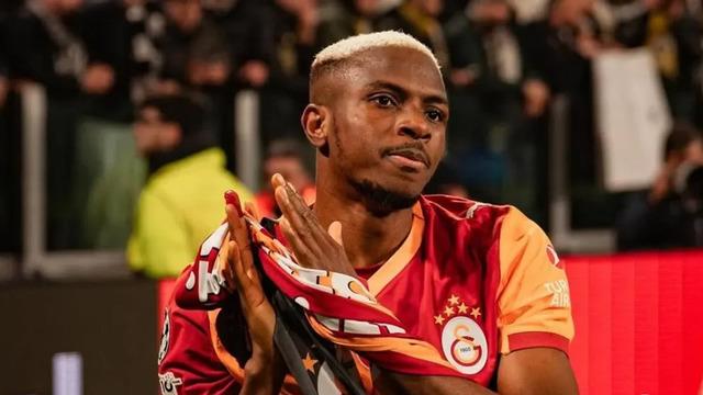 Victor Osimhen'den rakipleri kızdıracak açıklama! "Biz en iyisiyiz"