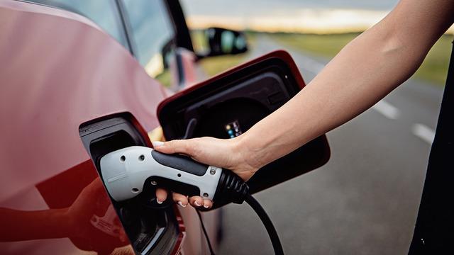 Elektrikli otomobile ilgi arttı: Ciddi artış var, sayı katlandı