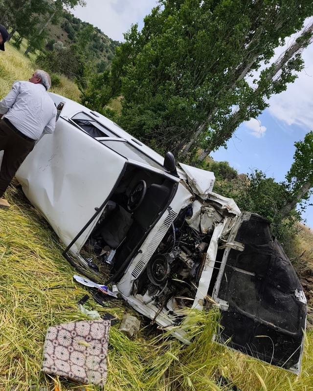 Yozgat’ta takla atan otomobilde 2 kişi yaralandı 1