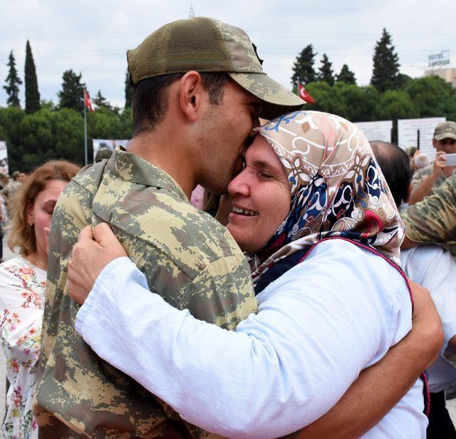 4 bin 510 askerin yemin töreninde harmandalı ve komando gösterisi