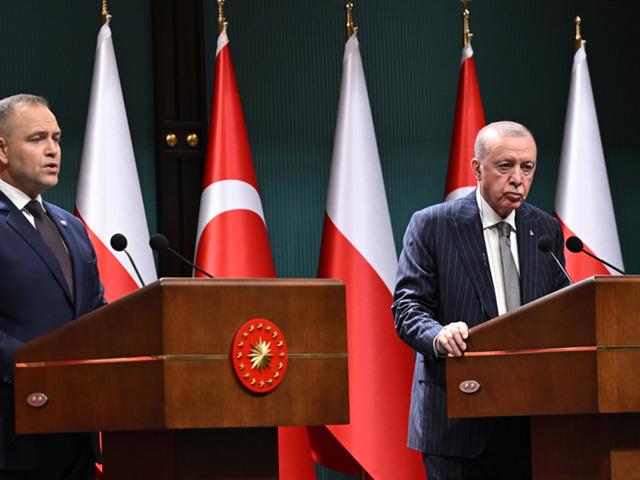 Cumhurbaşkanı Erdoğan'dan NATO mesajı