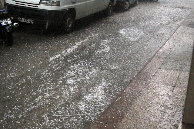 Çankırı'da dolu yağışı etkili oldu