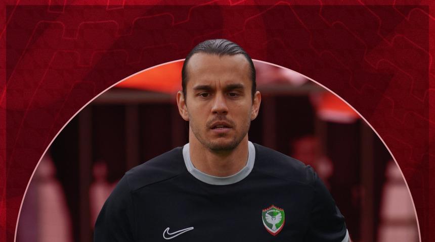 Amedspor'da kaleci Erce Kardeşler ile yollar ayrıldı