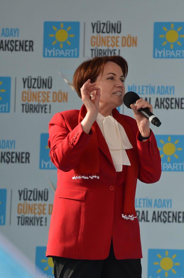 Akşener: Bu ekonomiyi bunlar yönetemez durumdalar (2)