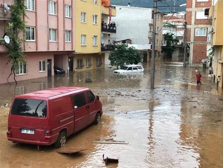 Bursa'yı sel vurdu! G3