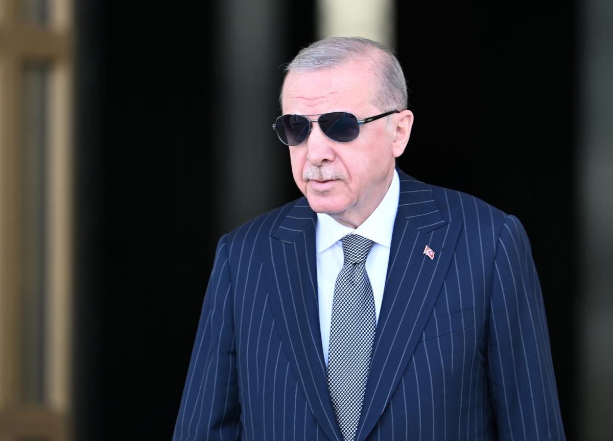 Cumhurbaşkanı Erdoğan dan AK Parti kurmaylarına uyarı: Şikayetler geliyor 2
