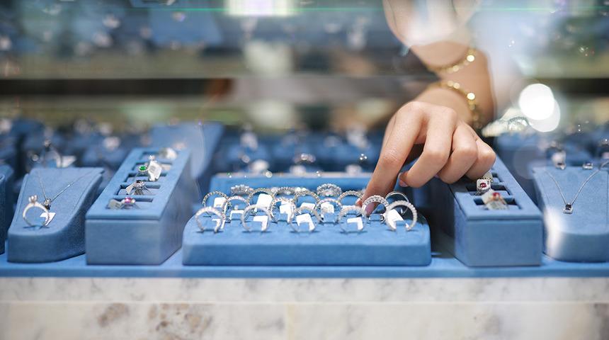 Pırlanta ve değerli taş satışında yeni d&uuml;zenleme Resmi Gazete'de