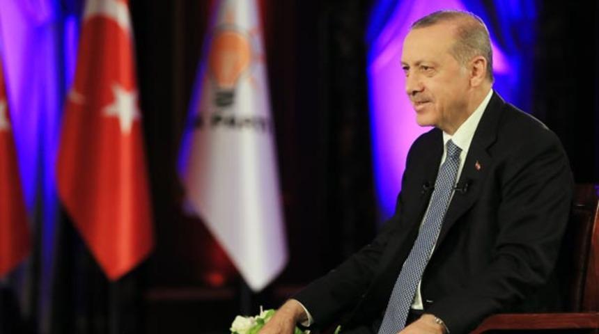 Aydınlık yazarı Sabahattin Önkibar'dan dikkat çeken yazı: Erdoğan’ı elindeki anket sonuçları yanıltıyor