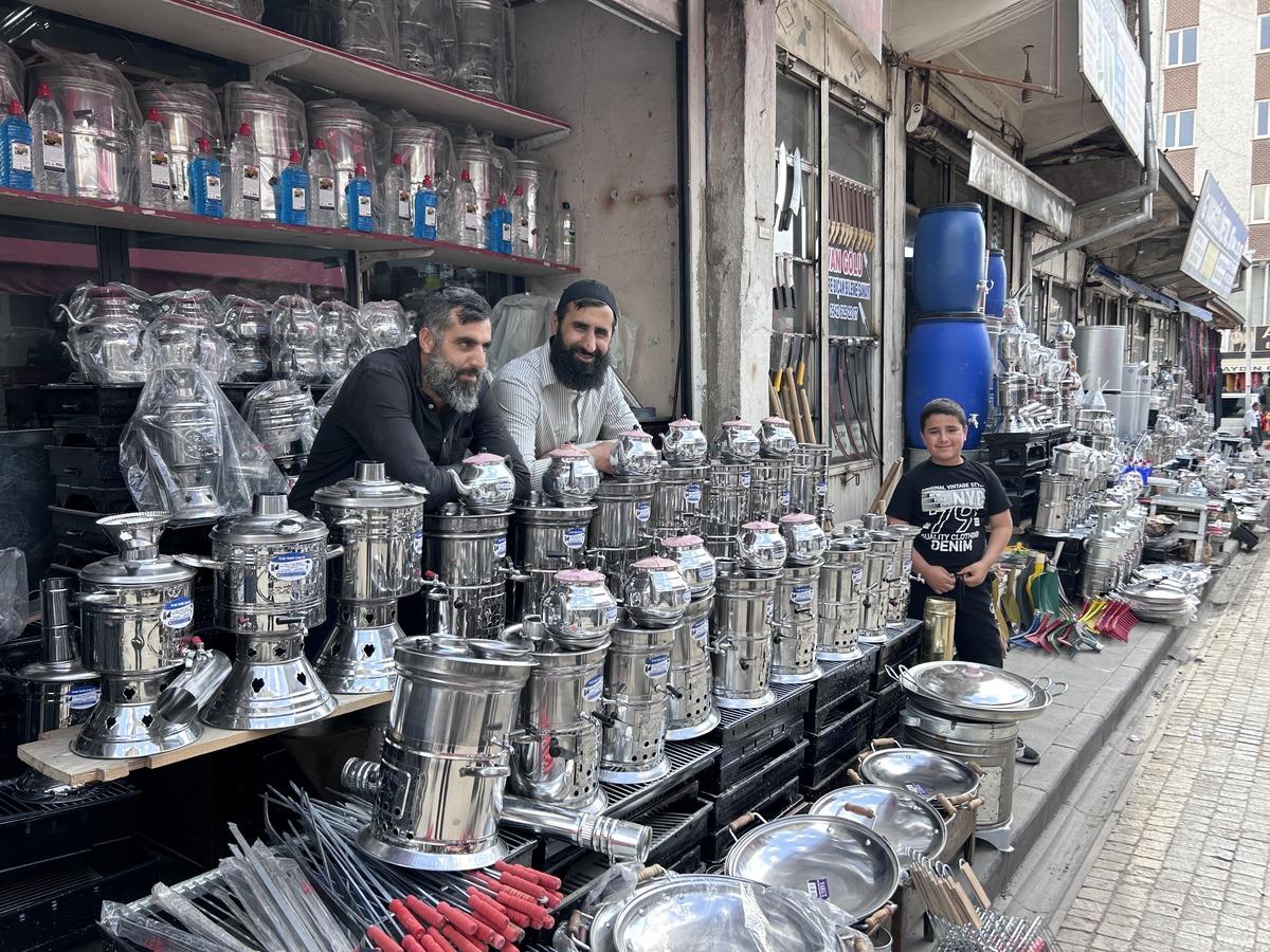 Vatandaş akın etti, satışlar arttı: Geç saate kadar çalışıyorlar 6