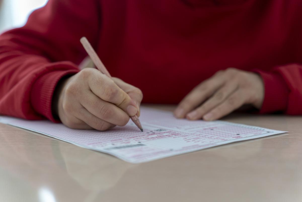 Yapay zeka YKS ye girdi! İşte en çok yanlış yaptığı ders 1