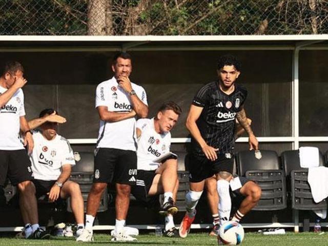 Beşiktaş'tan ayrıldı, 1. Lig'e transfer oldu!