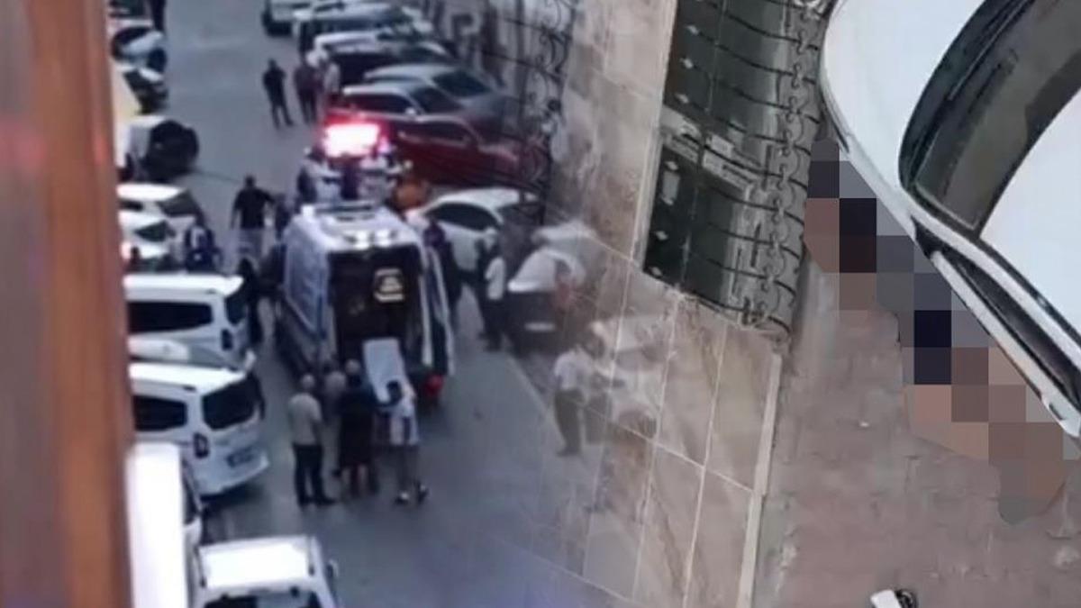 Esenyurt'ta kanlı pusu! Evinden çıkınca katlettiler