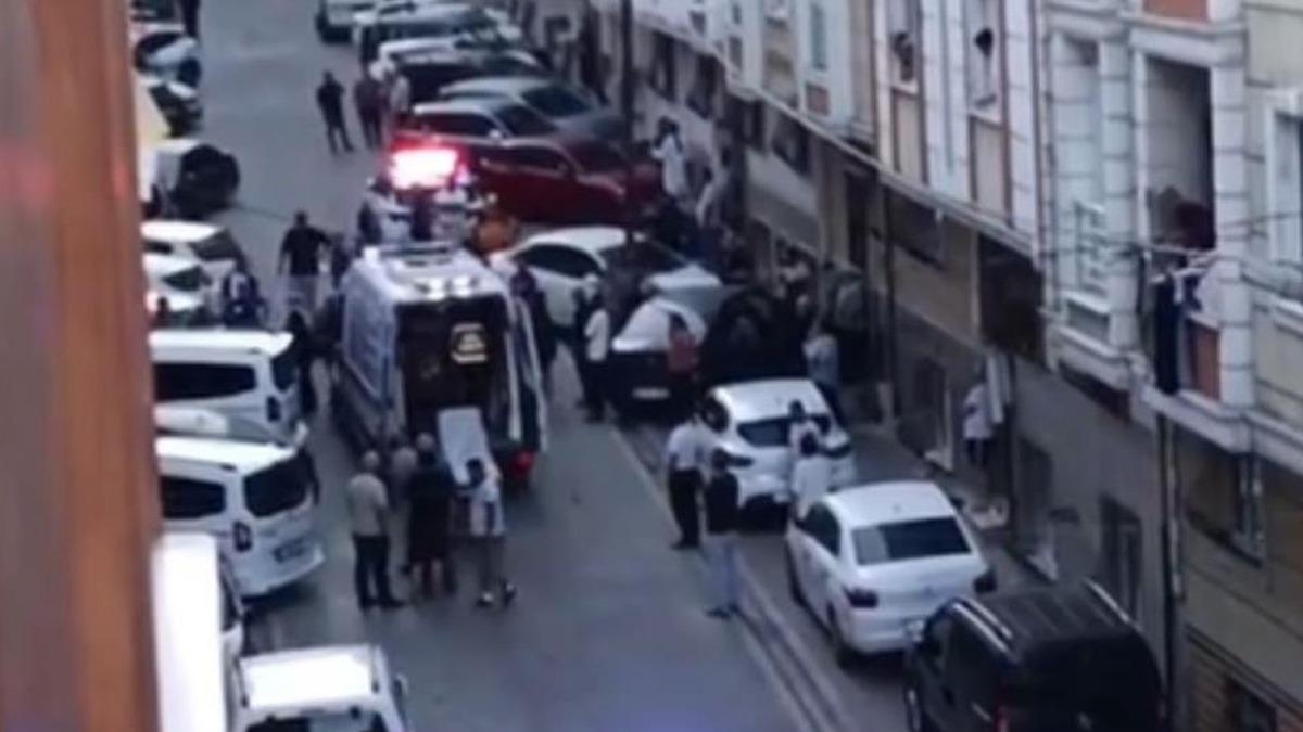 Esenyurt ta kanlı pusu! Evinden çıkınca katlettiler 2