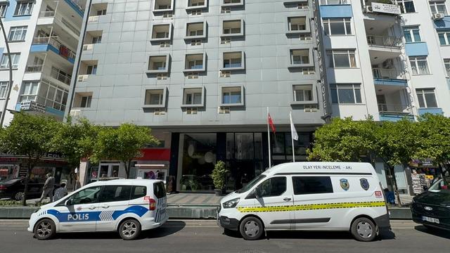 Antalya da Yunan turist otel odasında ölü bulundu 1