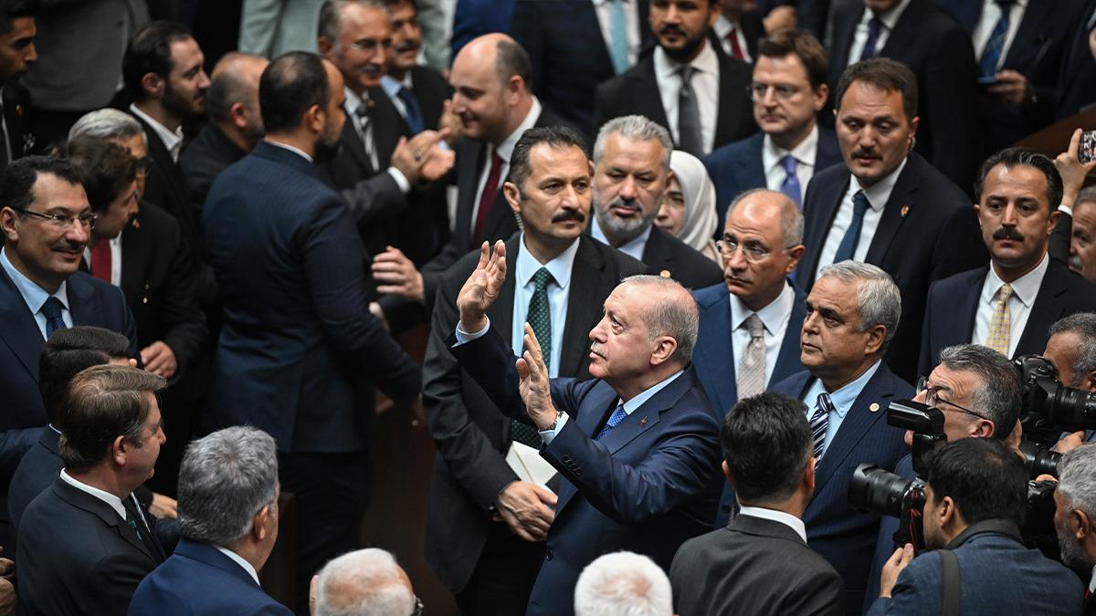 Cumhurbaşkanı Erdoğan dan CHP ye sert sözler: "Entrika, skandal, ayak oyunu ne ararsan var! 1