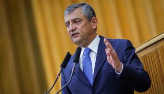 Ankara kulisleri hareketlendi! &Ouml;zg&uuml;r &Ouml;zel'in yeni partisinin adı ve logosu sızdı