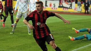 Dorukhan Toköz kimdir, kaç yaşında, mevkisi nedir? İşte Beşiktaş'ın yeni transferinin istatistikleri!