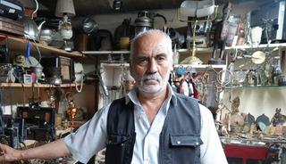 Mesleği i&ccedil;in t&uuml;m mal varlığını sattı: D&uuml;kkan a&ccedil;makla olmaz
