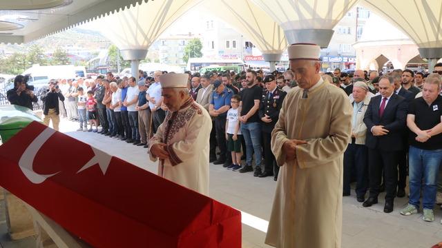 Kırıkkale'deki patlamada hayatını kaybeden Turan Göl, Çankırı'da toprağa verildi