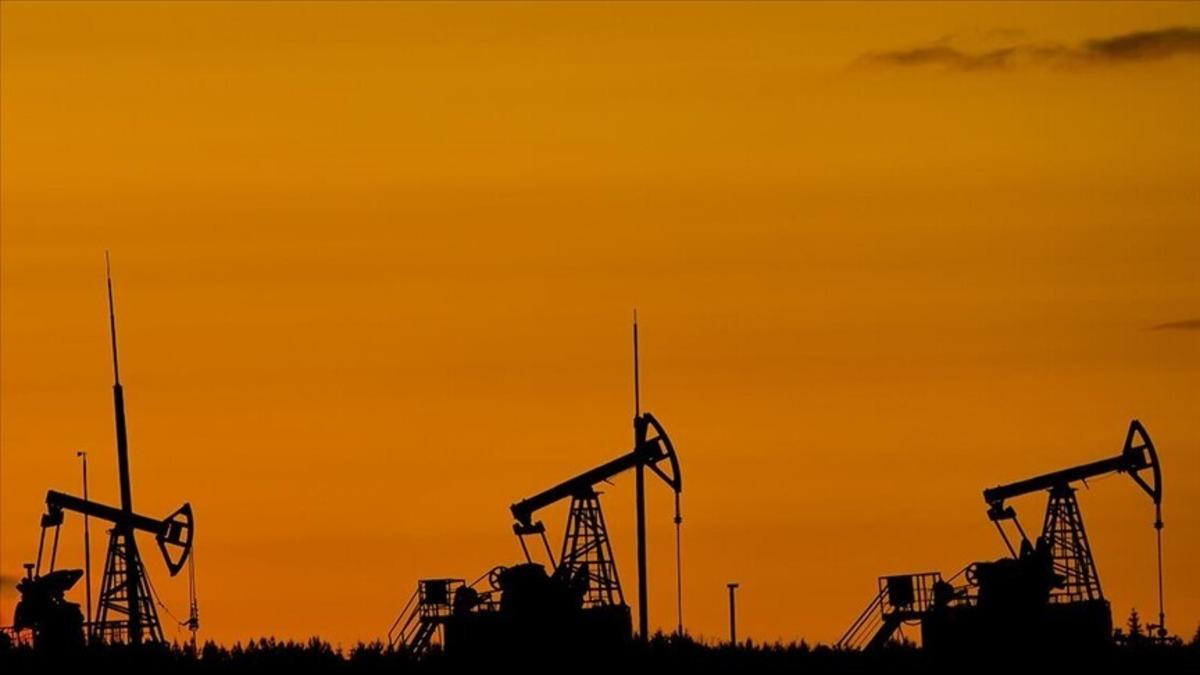 Petrol fiyatları savaş öncesi seviyesine çekildi 1