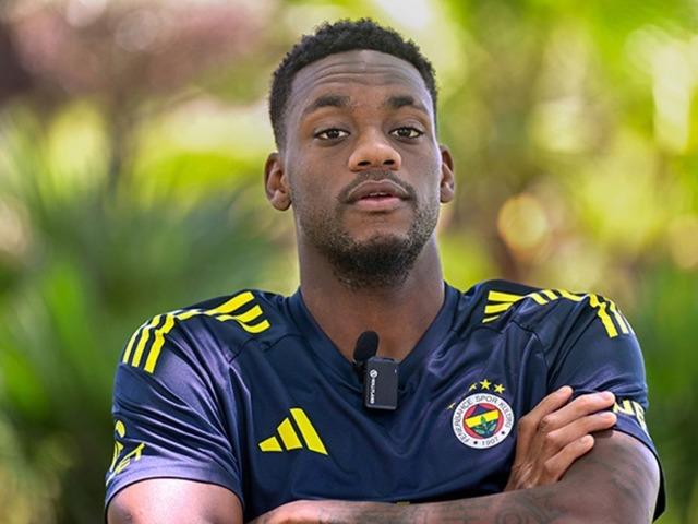 Jhon Duran geri d&ouml;n&uuml;yor! S&ouml;zleşmesi bile belli oldu