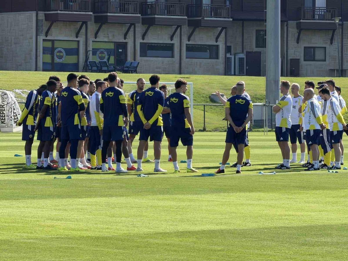 Fenerbah&ccedil;e, Topuk Yaylası&rsquo;ndaki ilk antrenmanını yaptı 2