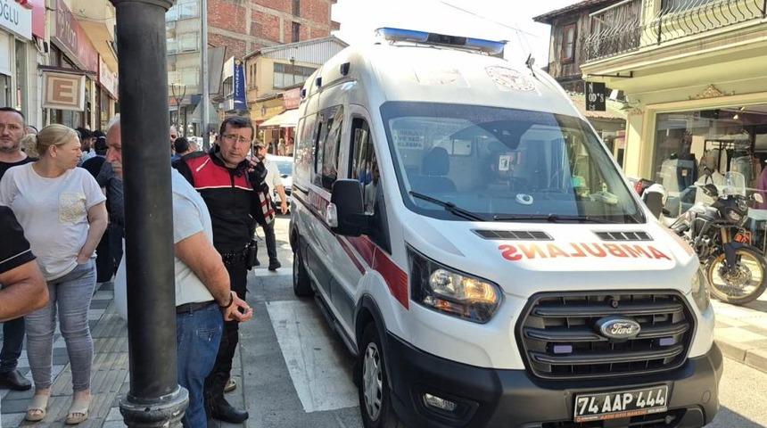 Bartın'da bir kişi cadde ortasında yaralı halde bulundu