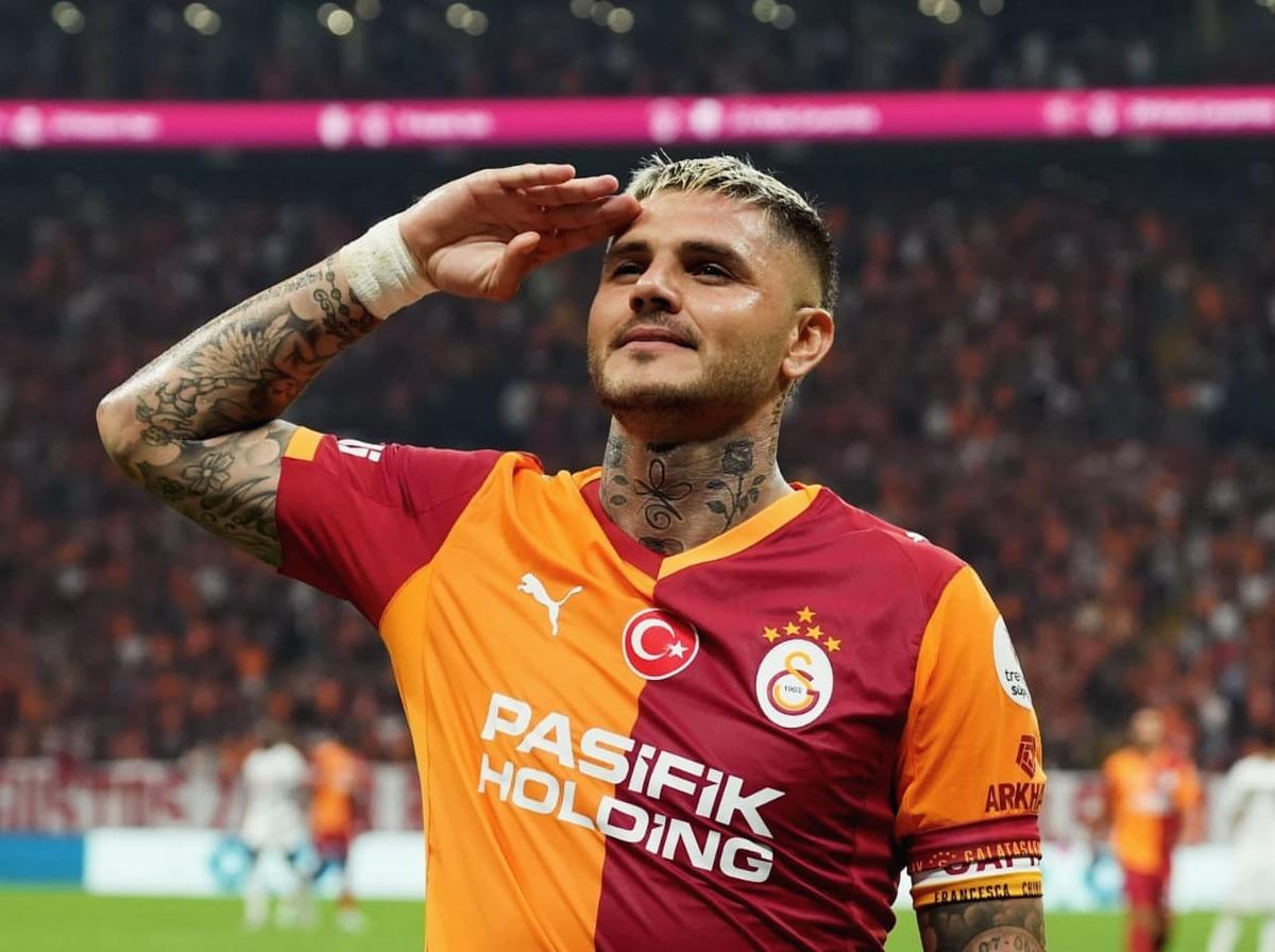 Osimhen den yönetime transfer tavsiyesi! Icardi nin yerine vatandaşını önerdi 5
