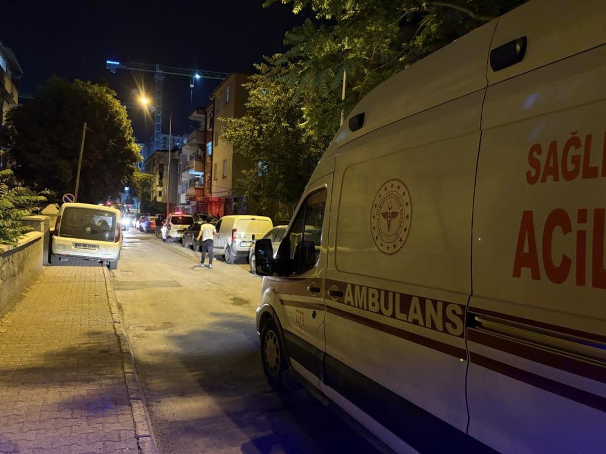 Kayseri&rsquo;de 4 katlı binada yangın: Anne ve iki &ccedil;ocuğu dumandan etkilendi 2