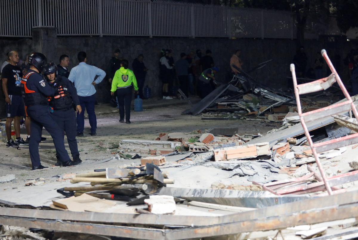 Venezuela da peş peşe iki b&uuml;y&uuml;k deprem: 7,5 ve 7,2... B&ouml;lgeden ilk g&ouml;r&uuml;nt&uuml;ler geldi 6