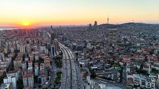 Aylık 20 bin TL'ye dayandı: İstanbul'da otopark fiyatları uçtu