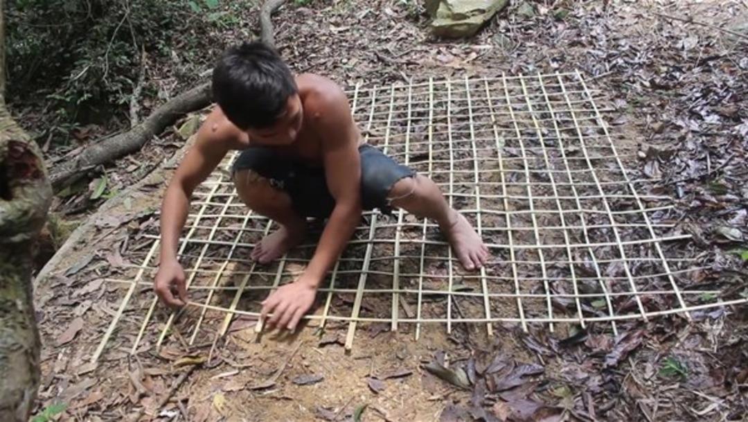 Balığı b&ouml;yle yakaladı 