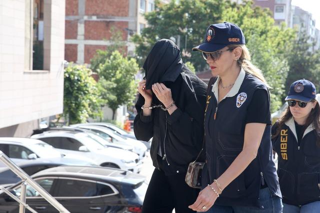 Eskişehir merkezli yasa dışı bahis operasyonunda yakalanan 14 ş&uuml;pheli adliyede 9