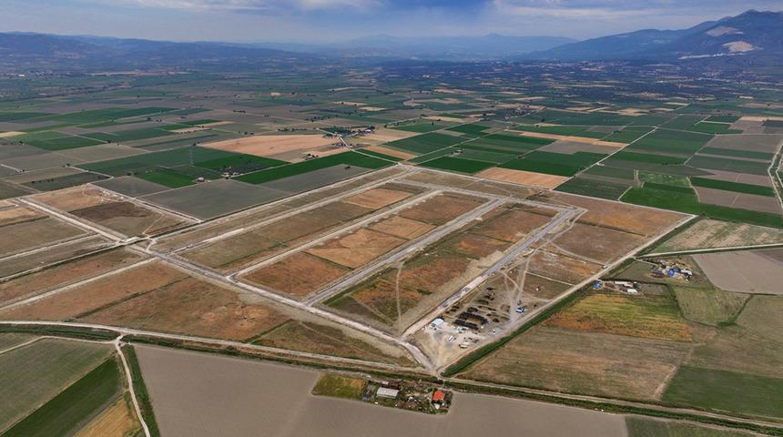 Y&uuml;ksek g&uuml;venlikle &uuml;retilecek: 8,5 km duvar, kamera hazırlanıyor