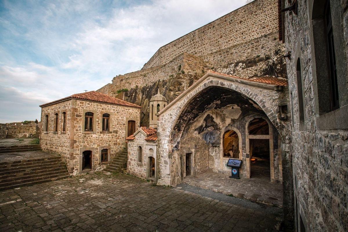 Yoğun ilgi var, daha da artacak: 100 binden fazla kişi akın etti 1