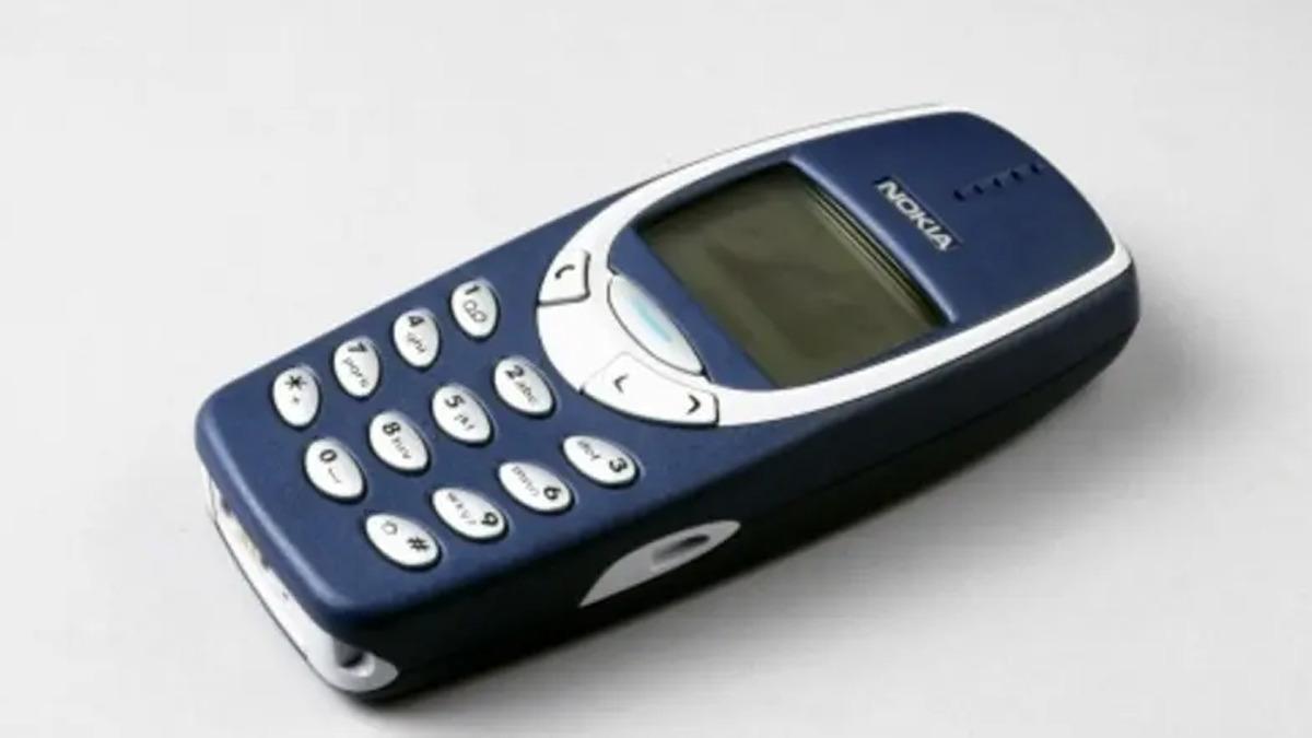 Efsane Nokia geri mi d&ouml;n&uuml;yor? O hamle hisseleri u&ccedil;urdu 1