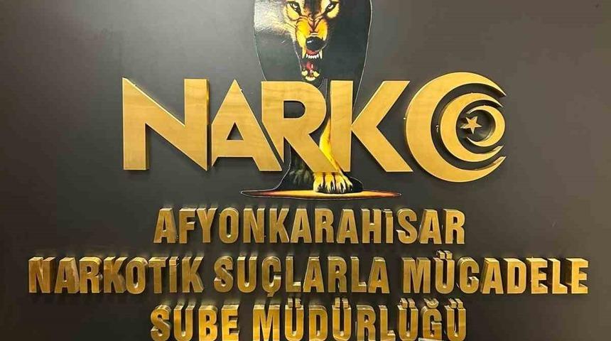 T&uuml;t&uuml;ne emdiren uyuşturucu ile yakalanan 1 kişi tutuklandı