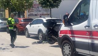 Motosikletin &ccedil;arptığı yaya yaralandı