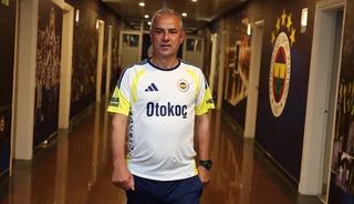 Fenerbah&ccedil;e'de yaprak d&ouml;k&uuml;m&uuml;! Tam 17 oyuncu ayrılıyor