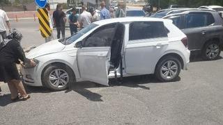 İki otomobilin çarpıştığı kazada 1 kişi yaralandı
