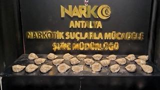 Antalya’da 16,6 kilogram eroin ele geçirildi
