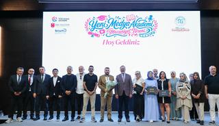 Arnavutk&ouml;y'de Yeni Medya Akademi ikinci d&ouml;nem mezunlarını verdi