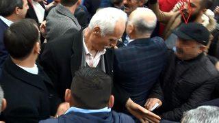 İYİ Parti mitinginde yankesicilik yapan ünlü komedyenin ağabeyi tutuklandı