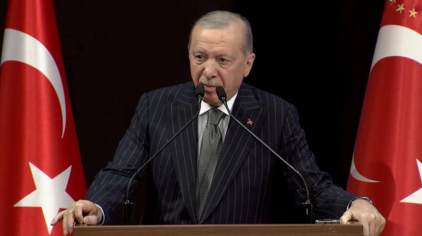 Rasim Arı ve Mesut &Ouml;zarslan AK Parti'de! Erdoğan partilileri uyardı: "Bazı arkadaşlarımız da bu ters akıntıya kapılıyor"