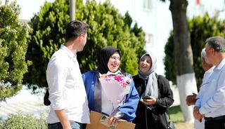 12 yaşında okulu bıraktı, 54 yaşında &uuml;niversiteyi bitirdi