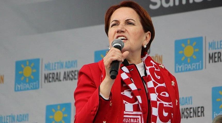 Meral Akşener'in Denizli mitinginde ilgin&ccedil; diyalog: Bacım senin oğlum ata biniyor mu?